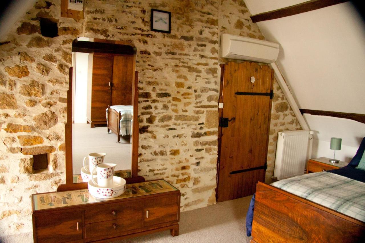 Le Figuier Bed & Breakfast La Foret-Auvray Dış mekan fotoğraf