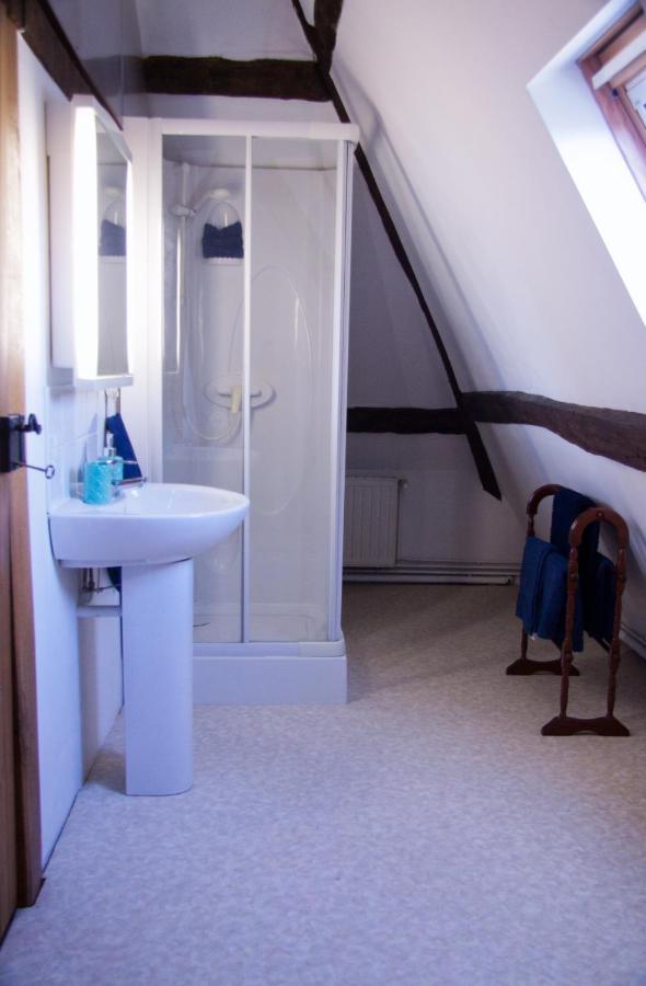 Le Figuier Bed & Breakfast La Foret-Auvray Dış mekan fotoğraf